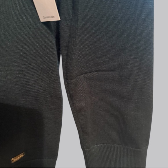 Calvin Klein Green Sweater with Gold Button Accents, NEW - Picture 4 of 4